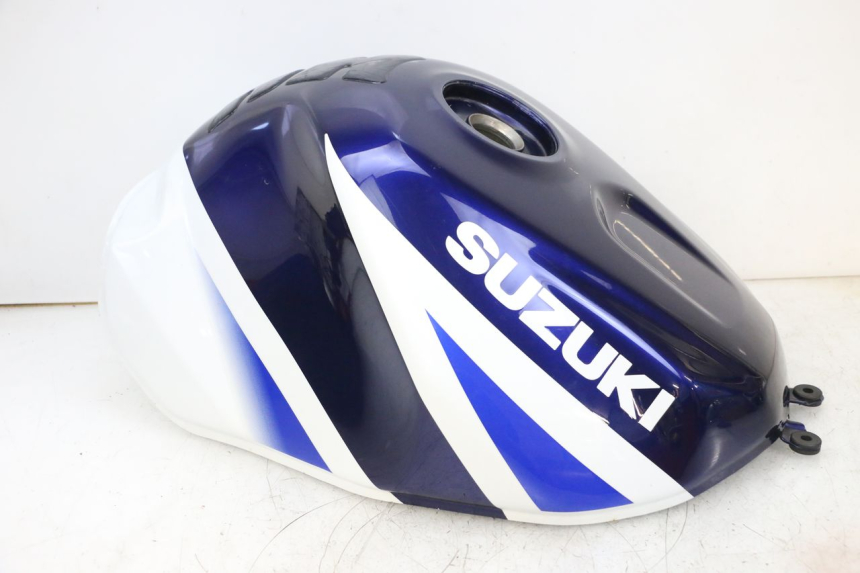 photo de FUEL TANK SUZUKI GSXR GSX-R 1000 (2003 - 2004) - Fixing points details