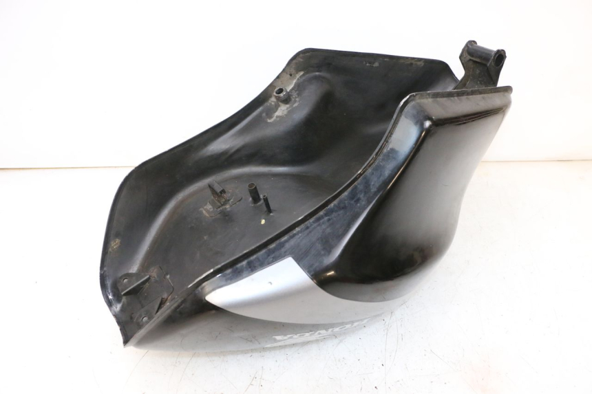 photo de FUEL TANK HONDA NSR R 125 (1994 - 2003) - Fixing points details