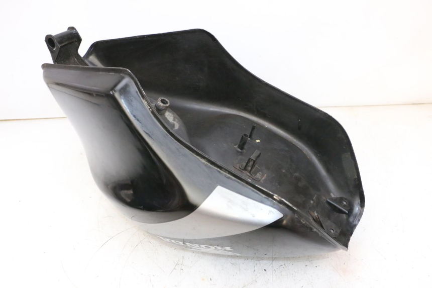 photo de FUEL TANK HONDA NSR R 125 (1994 - 2003) - Surface and material condition