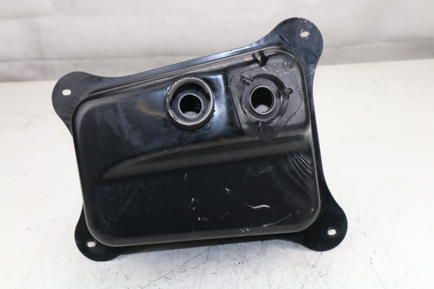 photo de FUEL TANK RAZZO STEED 125 (2012 - 2018)