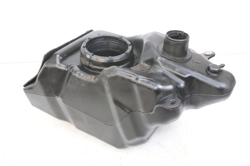 photo de FUEL TANK YAMAHA XMAX X-MAX 125 (2006 - 2009) - Technical close-up