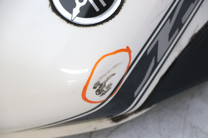 photo de FUEL TANK YAMAHA XJ6 ABS 600 (2008 - 2016)