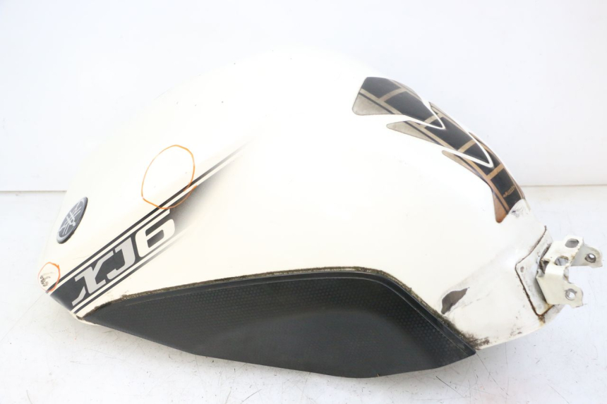 photo de FUEL TANK YAMAHA XJ6 ABS 600 (2008 - 2016)