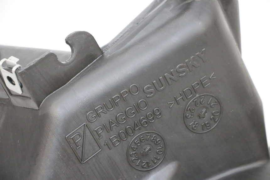 photo de FUEL TANK PIAGGIO ZIP 4T 50 (2018 - 2020) - Surface and material condition