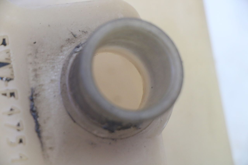 photo de OIL TANK MBK BOOSTER SPIRIT 50 (2004 - 2017) - Alternative perspective