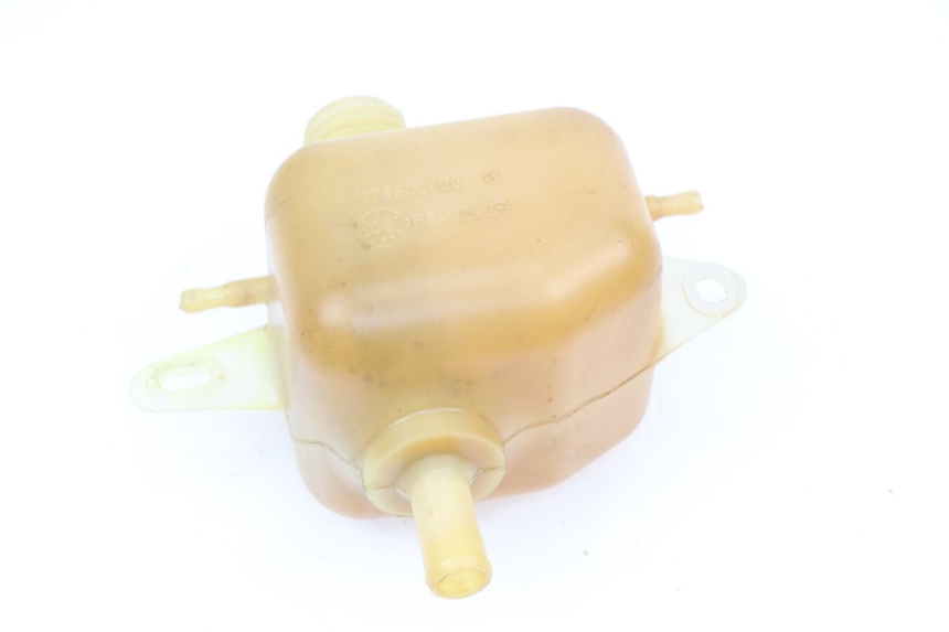 photo de OIL TANK PEUGEOT SATELIS 125 (2006 - 2009)