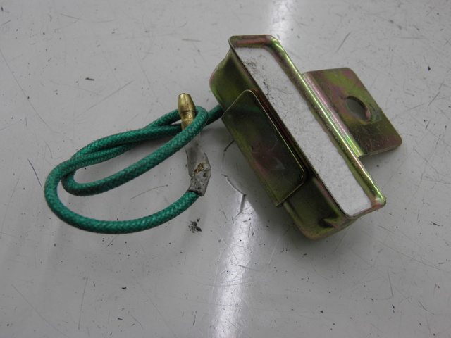 photo de RESISTANCE PEUGEOT TWEET 4T 50 (2010 - 2014)