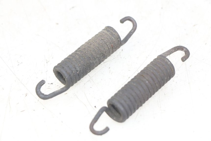 photo de CENTER STAND SPRING HONDA FES PANTHEON 125 (2003 - 2007)