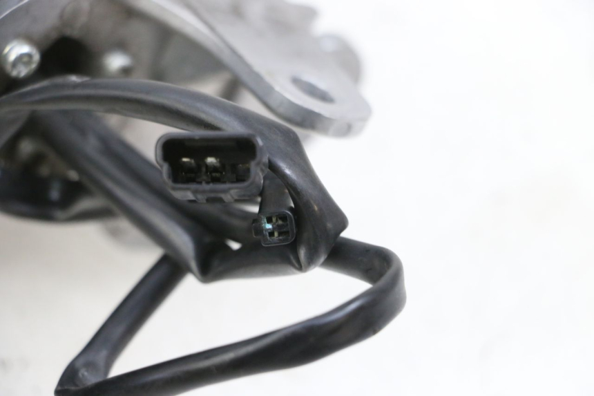 photo de RIGHT MIRROR SUZUKI BURGMAN 650 (2013 - 2020)