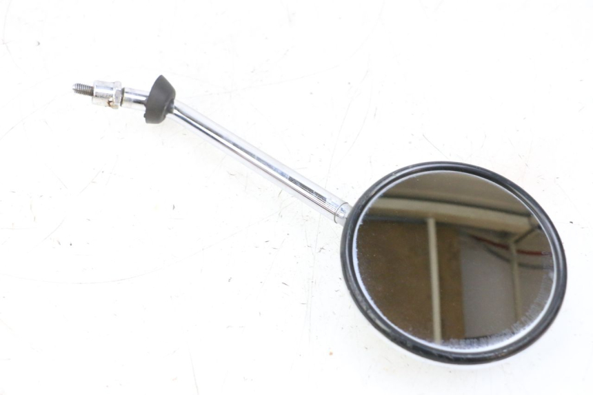 photo de RIGHT MIRROR PIAGGIO VESPA GTS SUPER IE 125 (2009 - 2016) - Zoom on usage condition