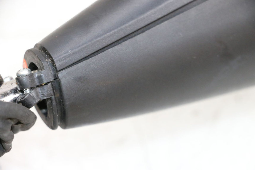 photo de LEFT MIRROR PIAGGIO X8 125 (2004 - 2007) - Detailed visual inspection