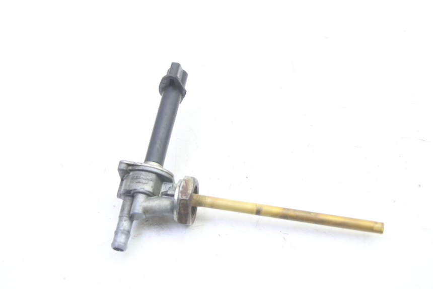 photo de FUEL TANK TAP HONDA CBR RR FIREBLADE 900 (1992 - 1994)