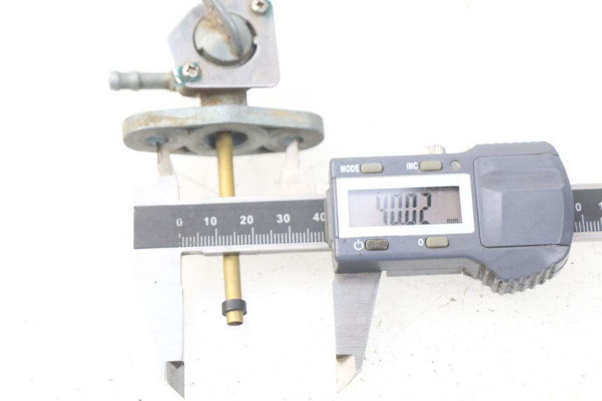 photo de FUEL TANK PETCOCK LONCIN DIRT BIKE 125