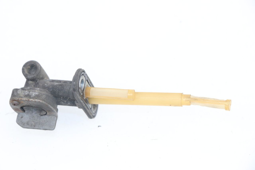 photo de FUEL TANK TAP SUZUKI GN 125 (1997 - 2000)