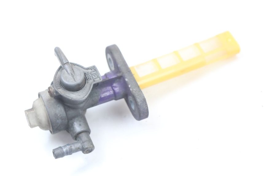 photo de FUEL TANK TAP SUZUKI GN 125 (1997 - 2000)