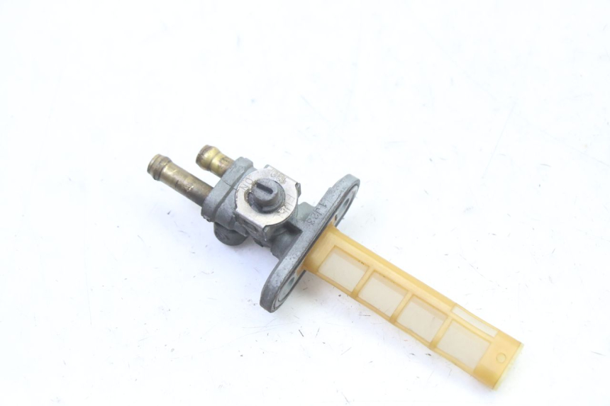 photo de FUEL TANK TAP SUZUKI GS GSE 500 (2001 - 2003)