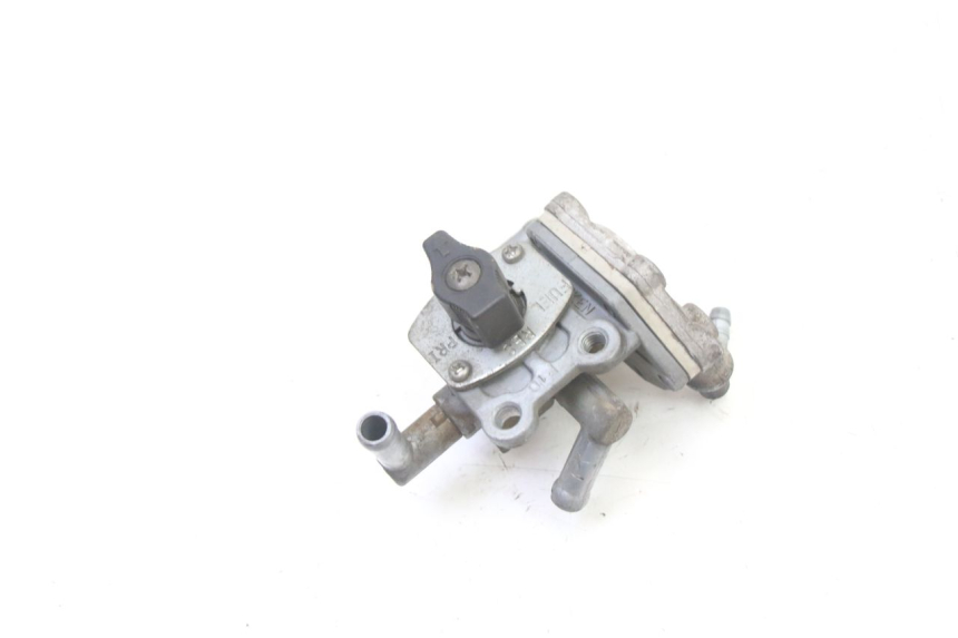 photo de FUEL TANK TAP SUZUKI GS GSE 500 (2001 - 2003)