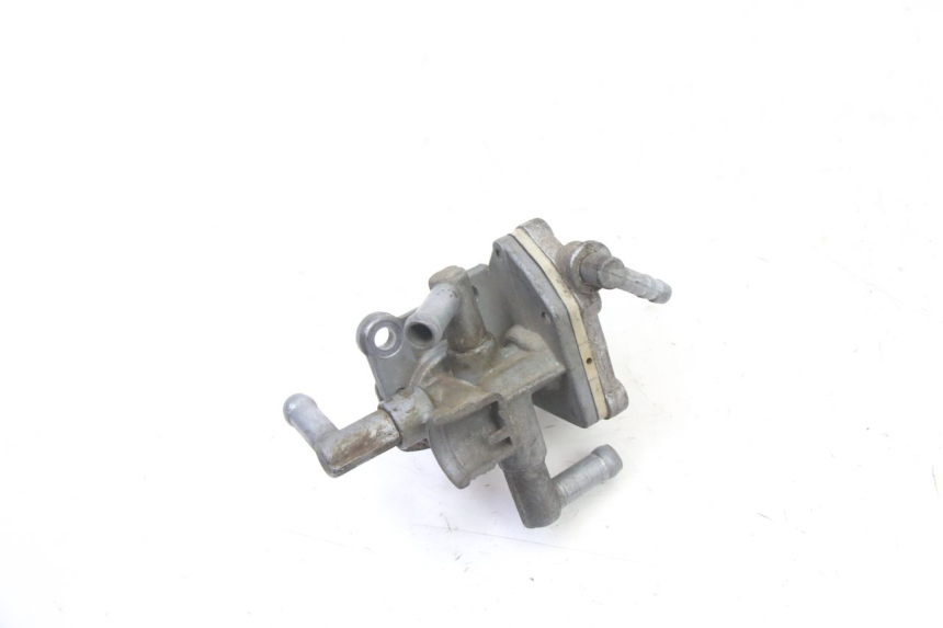 photo de FUEL TANK TAP SUZUKI GS GSE 500 (2001 - 2003)