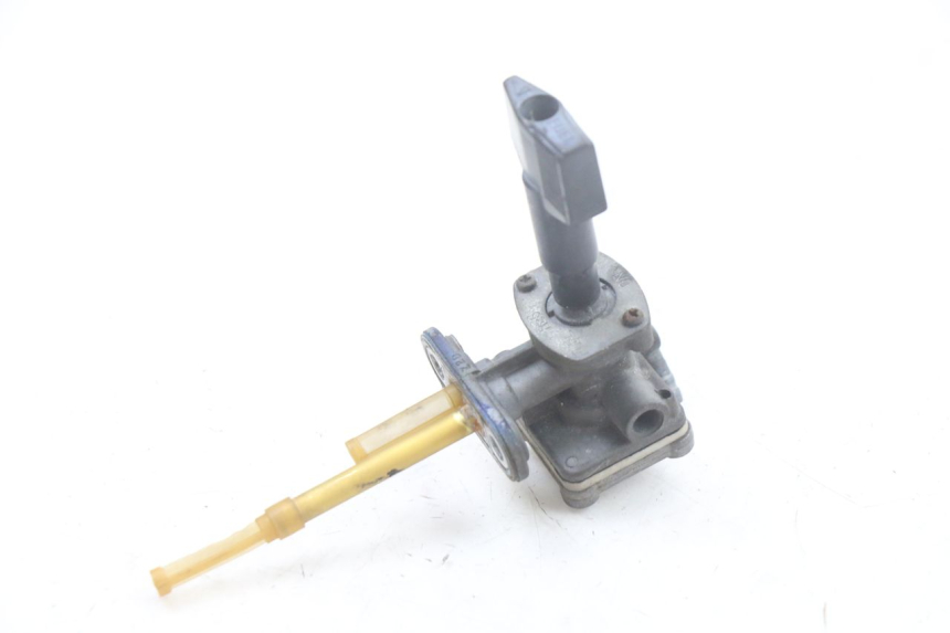 photo de FUEL TANK TAP SUZUKI GSF S BANDIT 600 (2000 - 2004)