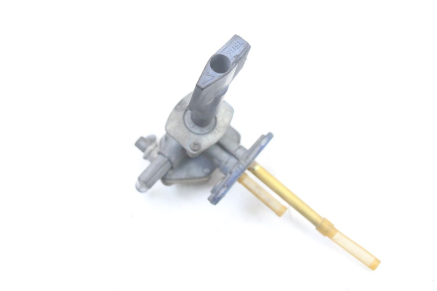 photo de FUEL TANK TAP SUZUKI GSF S BANDIT 600 (2000 - 2004)