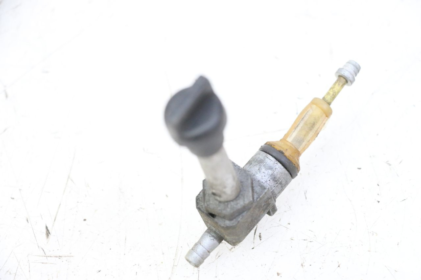 photo de FUEL TANK TAP PEUGEOT LUDIX 50 (2008 - 2017)