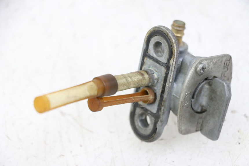 photo de FUEL TANK TAP YAMAHA PW 80 (1983 - 2014)