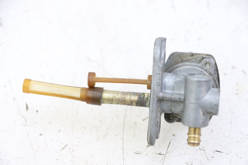 photo de FUEL TANK TAP YAMAHA PW 80 (1983 - 2014)