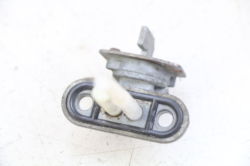 photo de FUEL TANK TAP YAMAHA PW 80 (1983 - 2014)