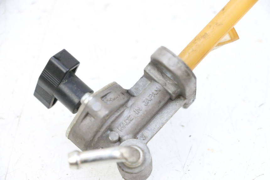 photo de FUEL TANK TAP YAMAHA YFM R RAPTOR 250 (2008 - 2014) - Alternative perspective