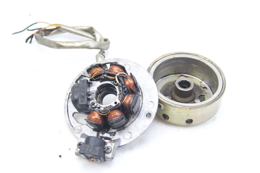 photo de ROTOR STATOR MBK BOOSTER SPIRIT NAKED 50 (2004 - 2017)