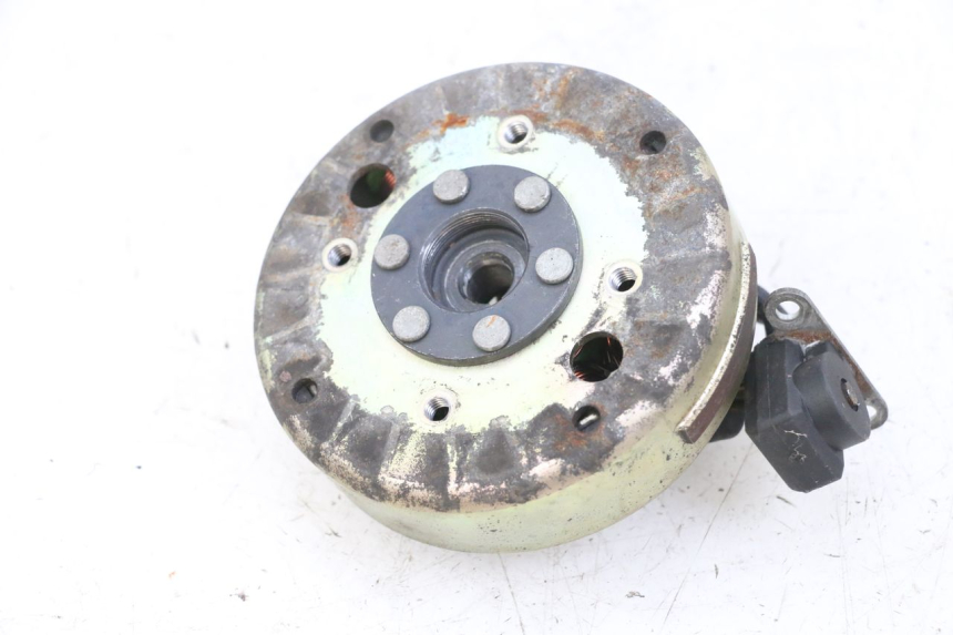 photo de ROTOR STATOR PEUGEOT KISBEE 4T 50 (2018 - 2022) - Component detail