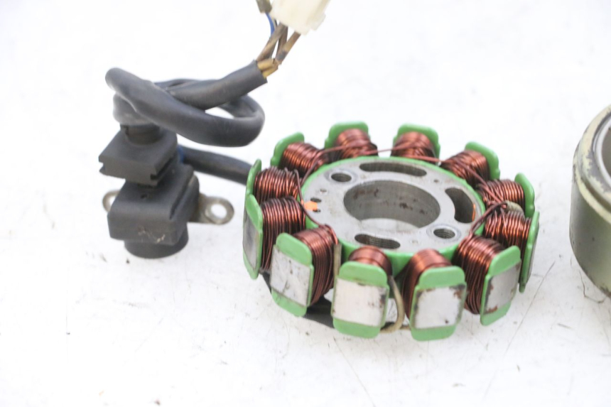 photo de ROTOR STATOR PEUGEOT KISBEE 4T 50 (2018 - 2022) - Fixing points details