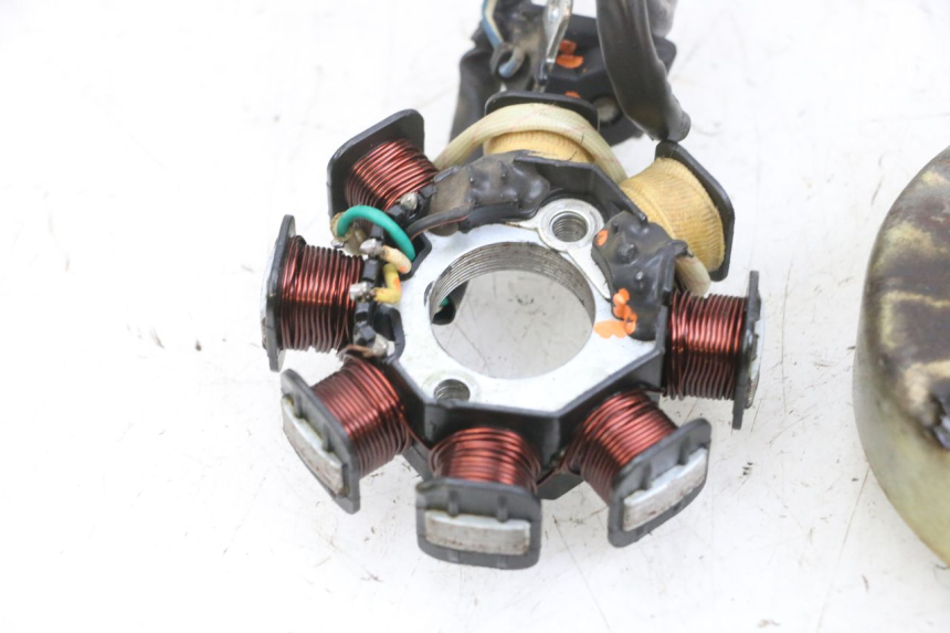 photo de ROTOR STATOR PEUGEOT KISBEE 4T 50 (2010 - 2017) - Additional view of the item