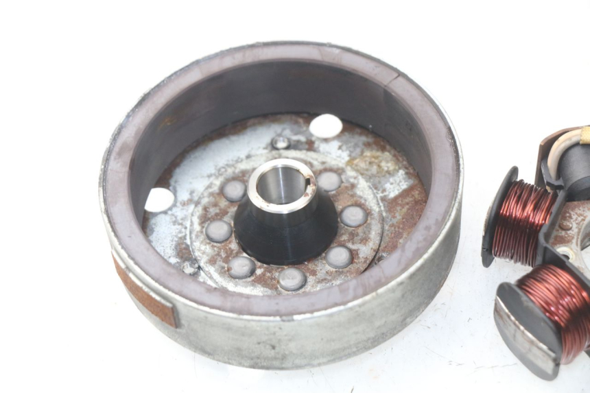 photo de ROTOR STATOR PIAGGIO NEW TYPHOON 50 (2010 - 2017)