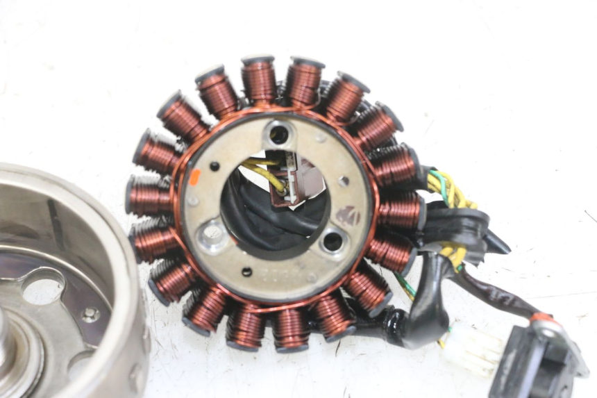 photo de ROTOR STATOR PEUGEOT SATELIS 125 (2013 - 2018)