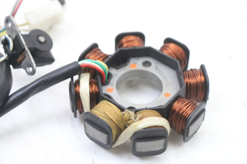 photo de ROTOR STATOR UNIVERSAL BIKE ZN50QT-11B 50 (2018 - 2021)