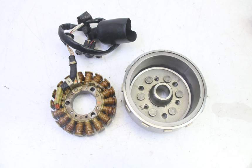 photo de ROTOR STATOR YAMAHA XMAX X-MAX 125 (2006 - 2009)
