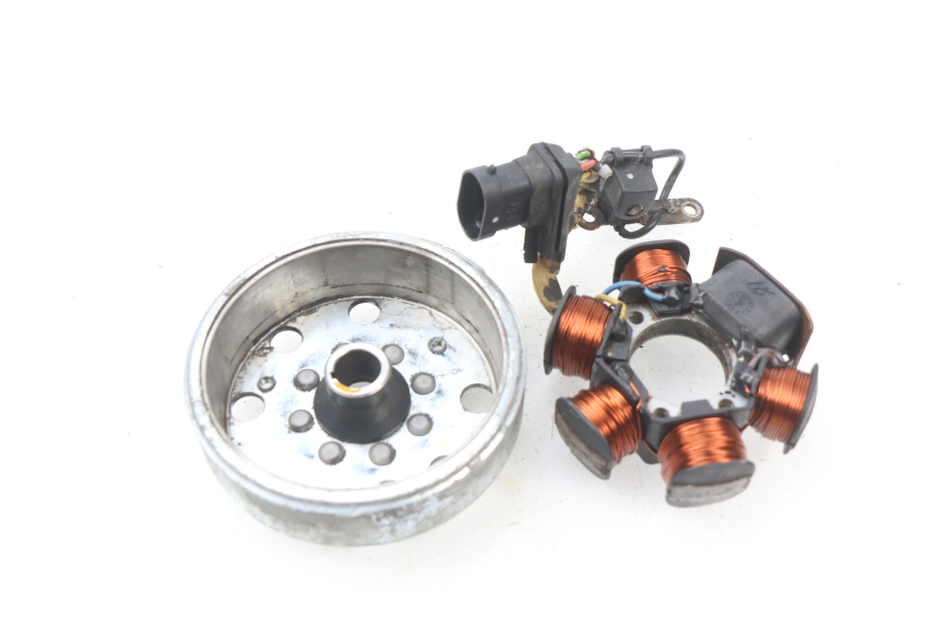 photo de ROTOR STATOR PIAGGIO ZIP 2T 50 (2009 - 2019)