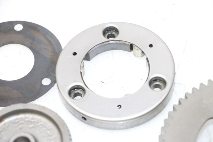 photo de STARTER CLUTCH SUZUKI BURGMAN 125 (2007 - 2014)