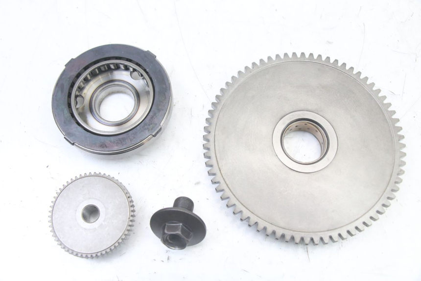 photo de STARTER CLUTCH SUZUKI GSF S BANDIT 600 (2000 - 2004)