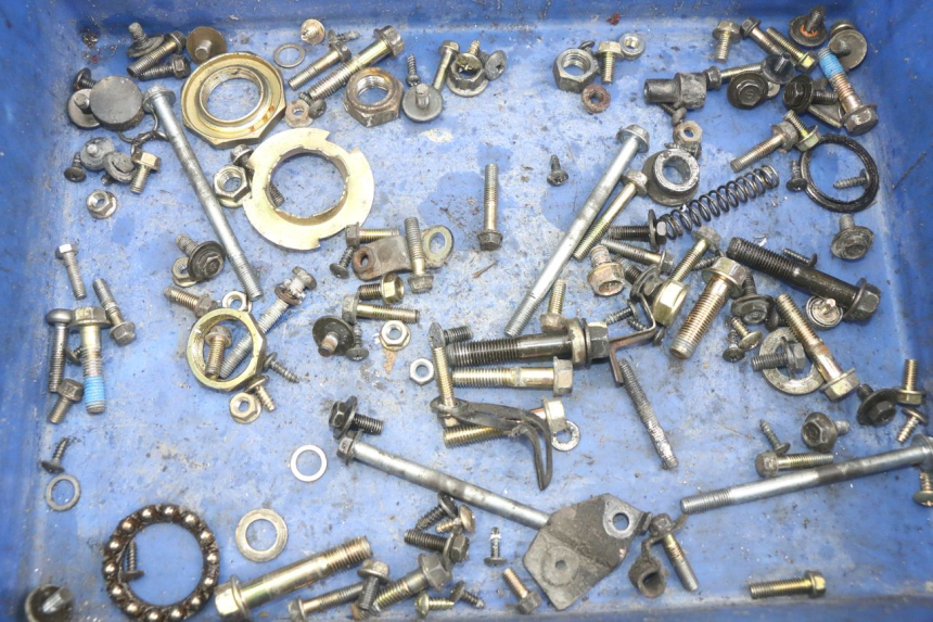photo de SCREW FASTENER BAG KYMCO AGILITY NAKED RENOUVO 2T 50 (2011 - 2018)