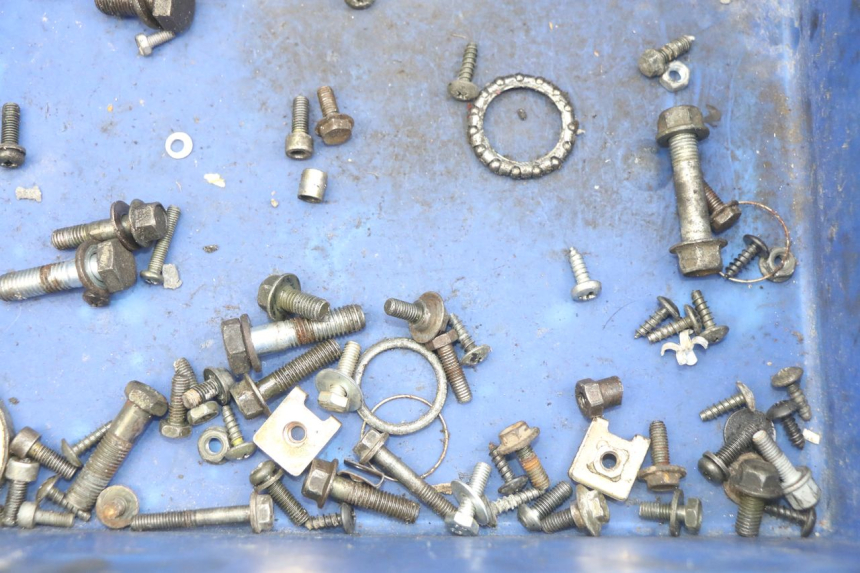 photo de SCREWS BAG MBK BOOSTER NEXT GENERATION 50 (1995 - 1998)