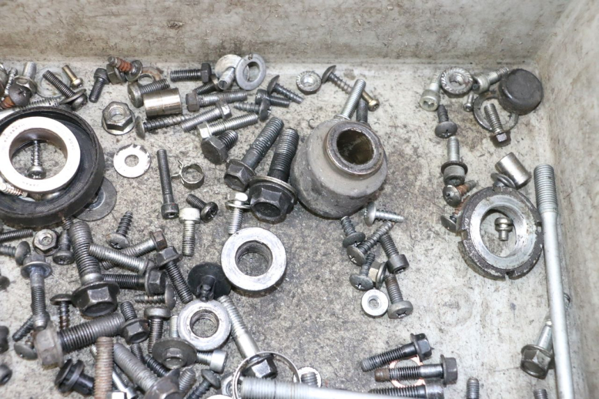 photo de SCREW FASTENER BAG SUZUKI BURGMAN 125 (2007 - 2014)