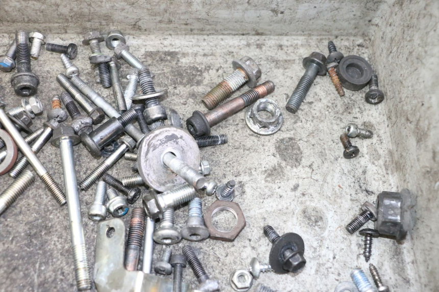 photo de SCREW FASTENER BAG SUZUKI BURGMAN 125 (2007 - 2014)