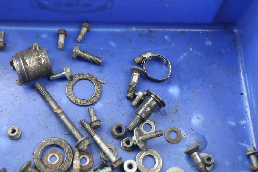 photo de SCREWS BAG HONDA CR 125 (2000 - 2001)