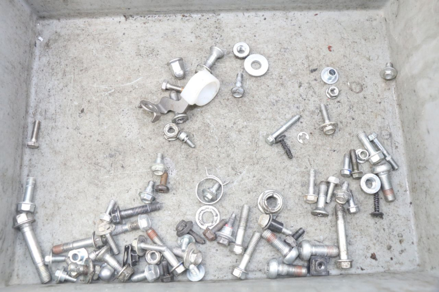 photo de SCREWS BAG HONDA CRF CR-F 125 (2020 - 2021)