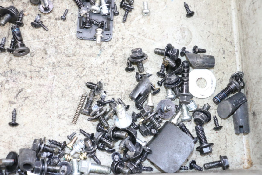 photo de SCREWS BAG SEGWAY NINEBOT E125S 1 (2022 - 2026) - Technical close-up