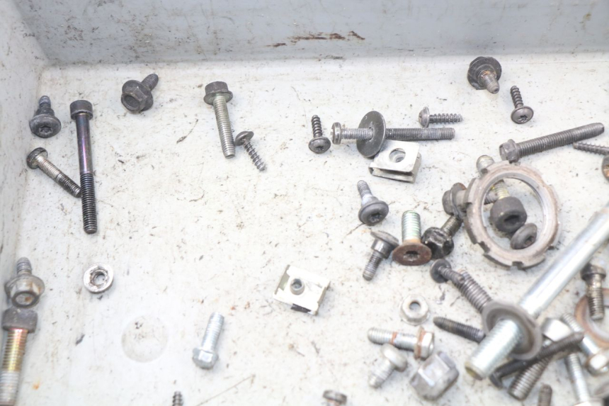 photo de SCREW FASTENER BAG PEUGEOT ELYSTAR 50 (2002 - 2014)