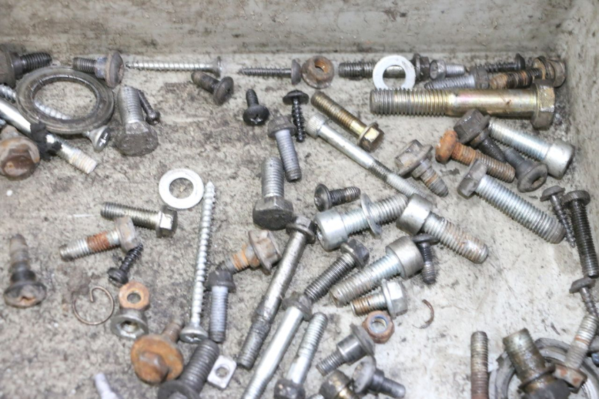 photo de SCREW FASTENER BAG PEUGEOT ELYSTAR 50 (2002 - 2014)