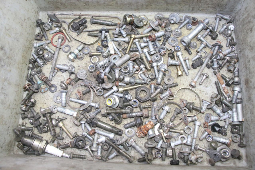 photo de SCREW HARDWARE BAG APRILIA ETX 125 (1998 - 2002)